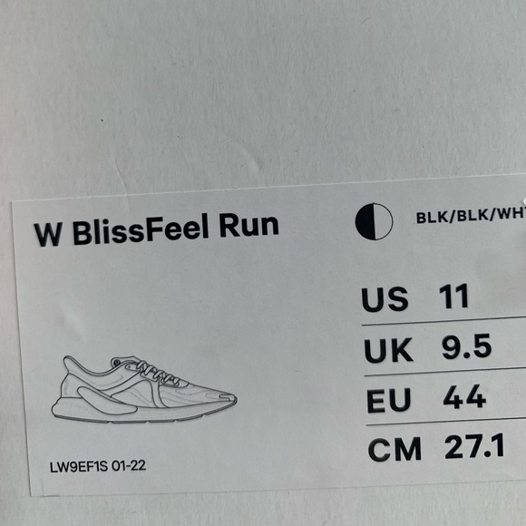 Lululemon Blissfeel womens running shoe - Picture 3 of 8